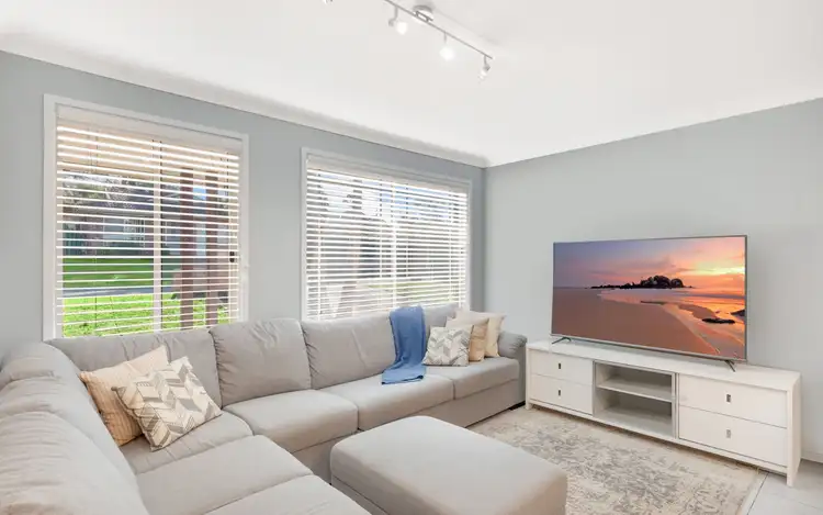 20 Sittella Place, Glenmore Park NSW 2745