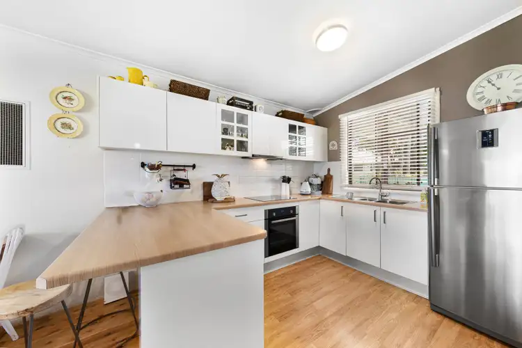 Second view of Homely house listing, 322b Tuggerawong Road, Tuggerawong NSW 2259