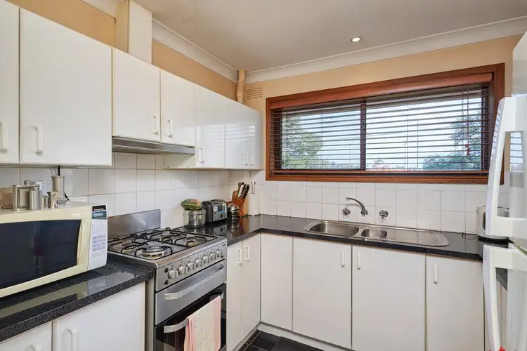 Third view of Homely unit listing, 4/35 Higgins Avenue, Wagga Wagga NSW 2650