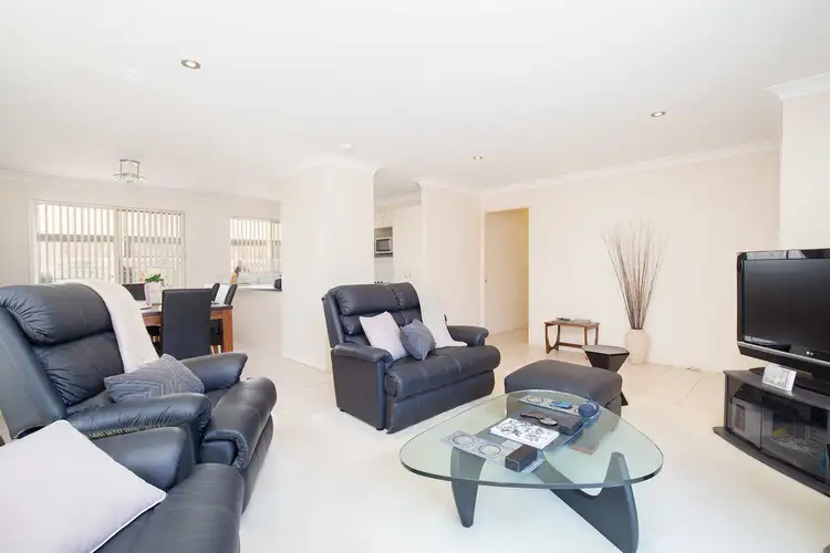 Third view of Homely villa listing, 5/32 Kenibea Avenue, Kahibah NSW 2290
