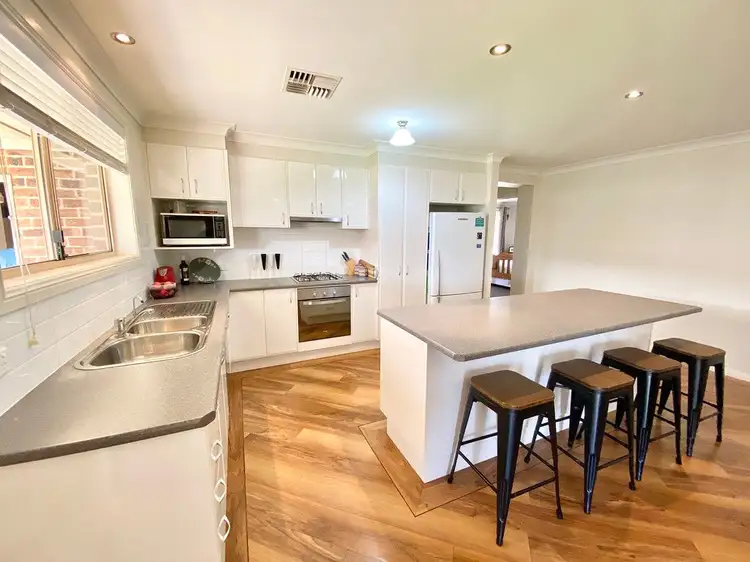 Fifth view of Homely house listing, 5 Dunstan Close, Forbes NSW 2871