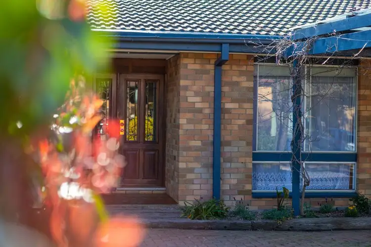 6 Bardsley Place, Holt ACT 2615