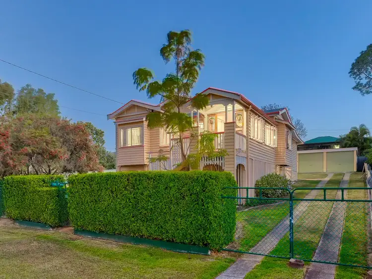 25 MacDonald Street, Norman Park QLD 4170
