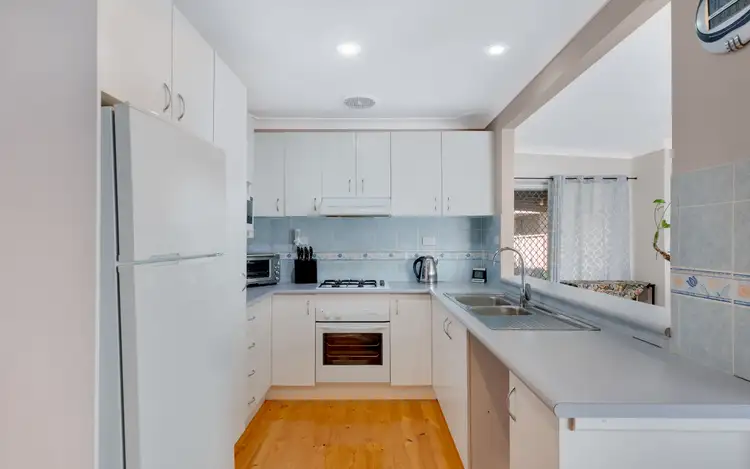 Fourth view of Homely house listing, 10 Balimo Place, Glenfield NSW 2167