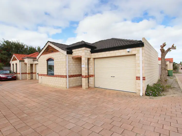 2/161 Sevenoaks Street, Cannington WA 6107
