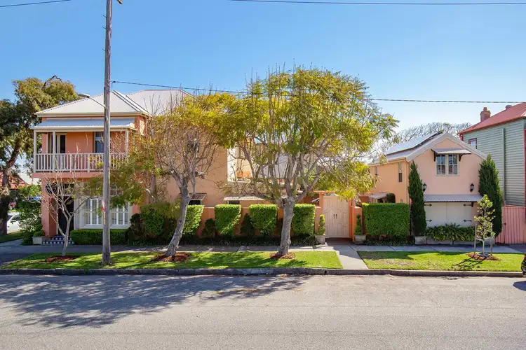 41 Young Street, Carrington NSW 2294