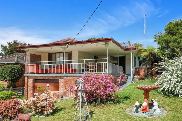12 Dolly Avenue, Springfield NSW 2250