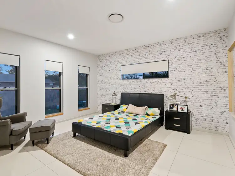 Fifth view of Homely house listing, 4 Woodgate Street, Oxley QLD 4075