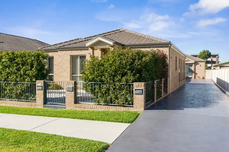 Main view of Homely townhouse listing, 2/51 Redman Avenue, Thirroul NSW 2515