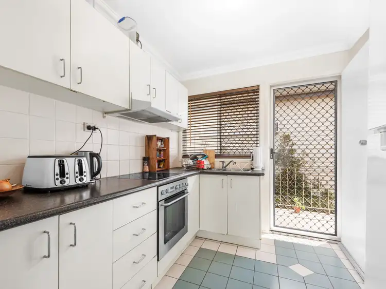 Sixth view of Homely apartment listing, 3/45 Lamington Terrace, Dutton Park QLD 4102