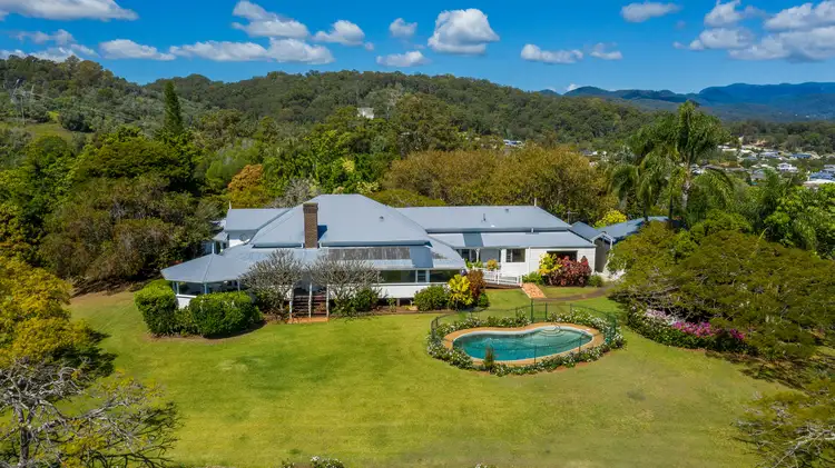 906 Jarema Drive 'The Jabiru Homestead', Mudgeeraba QLD 4213
