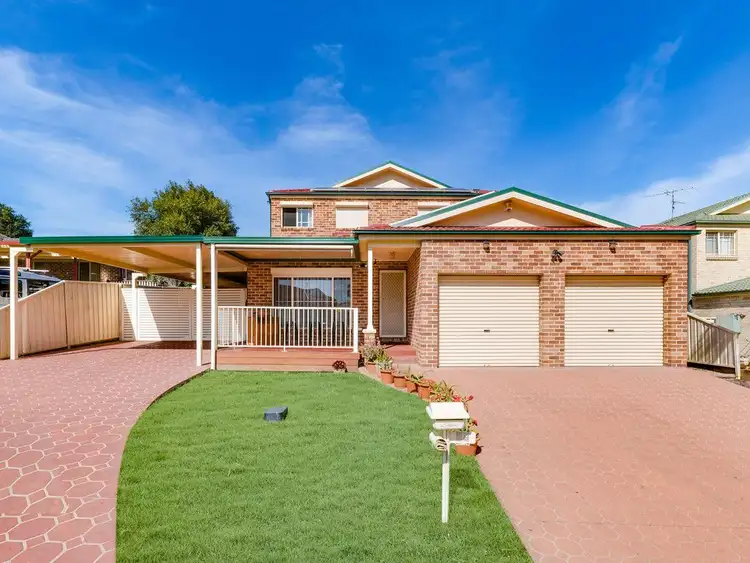 19 Orton Place, Currans Hill NSW 2567