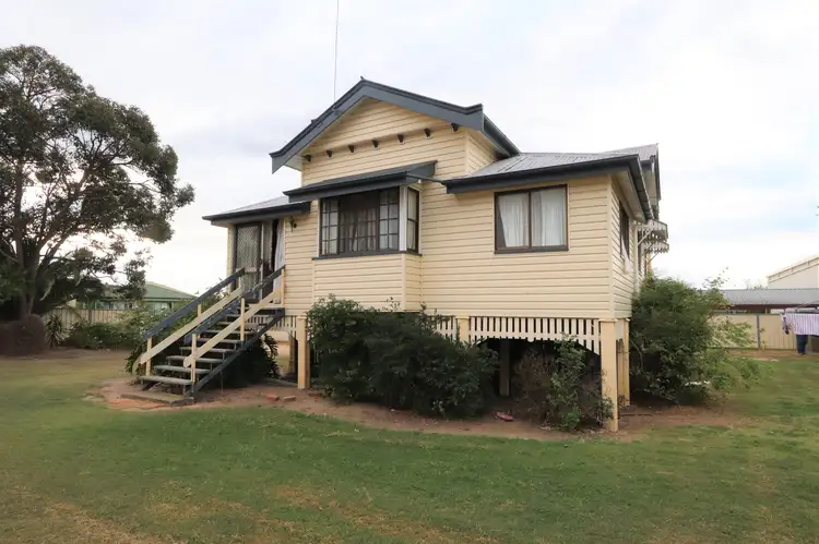 11 King Street, Warwick QLD 4370