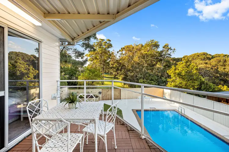 1 Loville Avenue, Peakhurst Heights NSW 2210