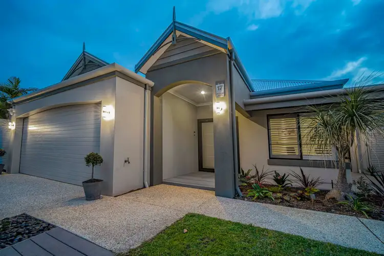 17 Parkfarm Drive, South Guildford WA 6055