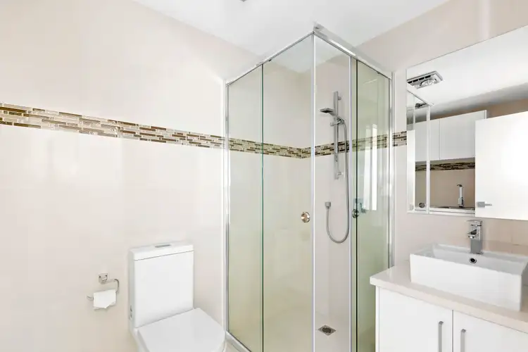 Sixth view of Homely apartment listing, 5/110 Atherton Road, Oakleigh VIC 3166