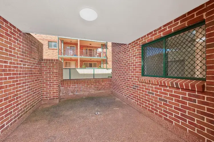 Fifth view of Homely unit listing, 4/10-12 Bailey Street,, Westmead NSW 2145