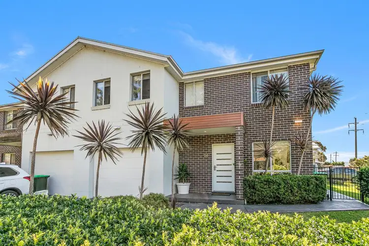 26 Loddon Circuit, Albion Park NSW 2527