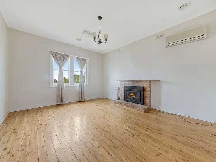 Second view of Homely house listing, 33 Meehan Street, Rutherglen VIC 3685