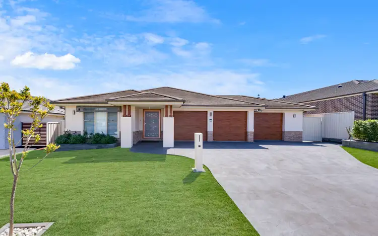 11 Lancaster Street, Gregory Hills NSW 2557