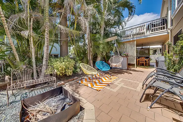 Third view of Homely house listing, 10 Flinders Close, Lammermoor QLD 4703