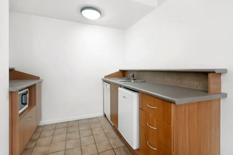 Fifth view of Homely unit listing, 121/132-138 Ferny Avenue, Surfers Paradise QLD 4217