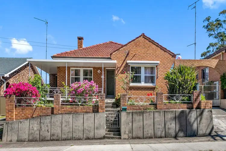 119 Mount Keira Road, West Wollongong NSW 2500