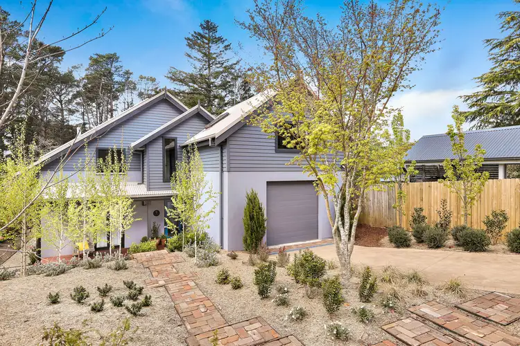 9 Walker Street, Blackheath NSW 2785
