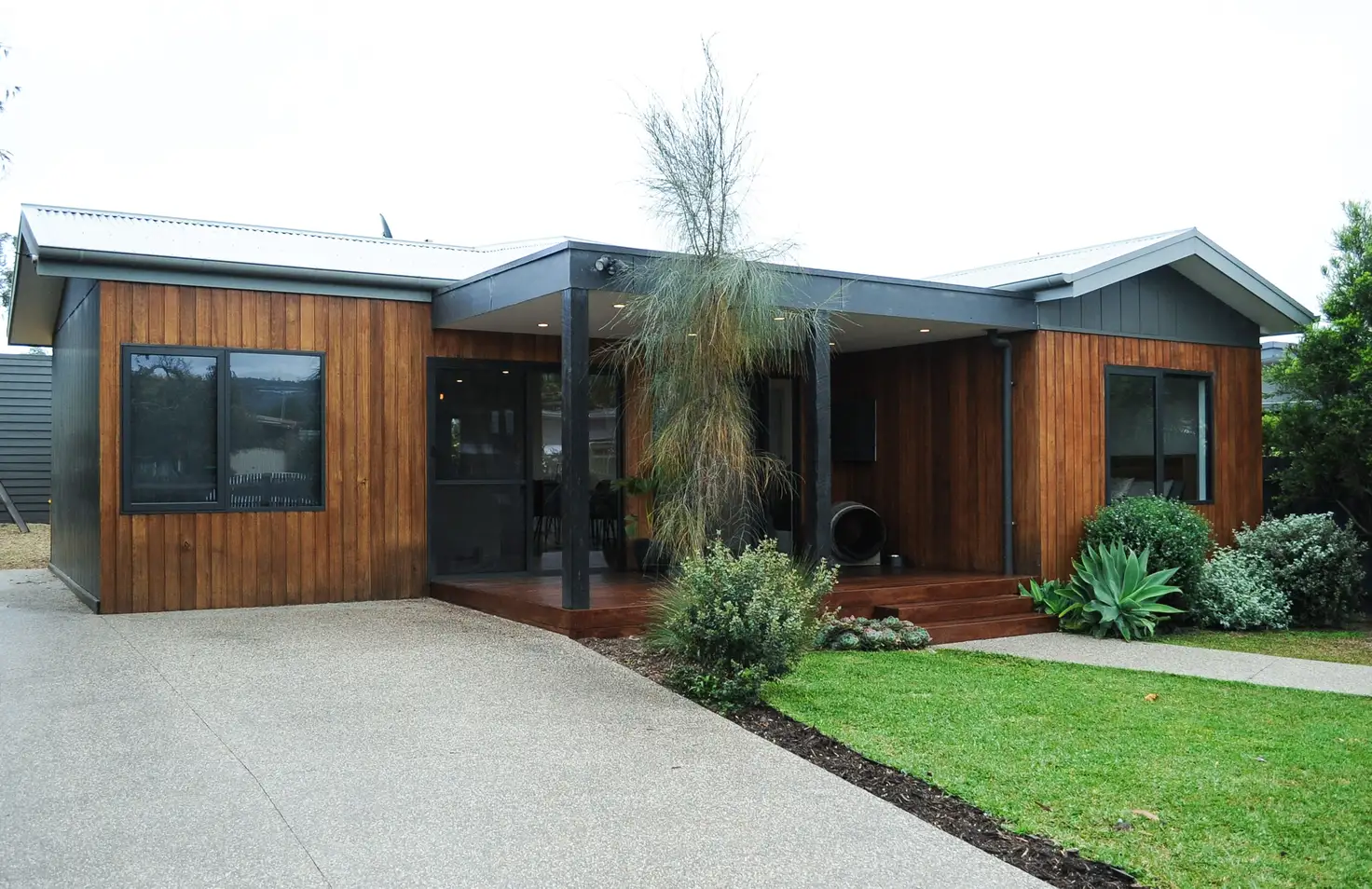 Main view of Homely house listing, 80 Ocean Street, Rosebud VIC 3939