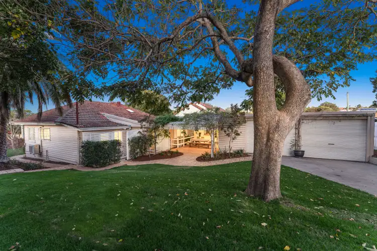 166 Hamilton Road, Wavell Heights QLD 4012