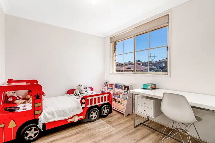 Sixth view of Homely house listing, 25 St Helens Close, West Hoxton NSW 2171