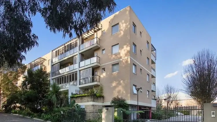 20 Close Street