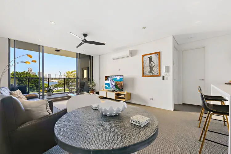 2 Aqua Street