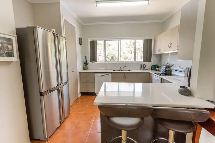 Sixth view of Homely house listing, 11 Julie Court, Emerald QLD 4720