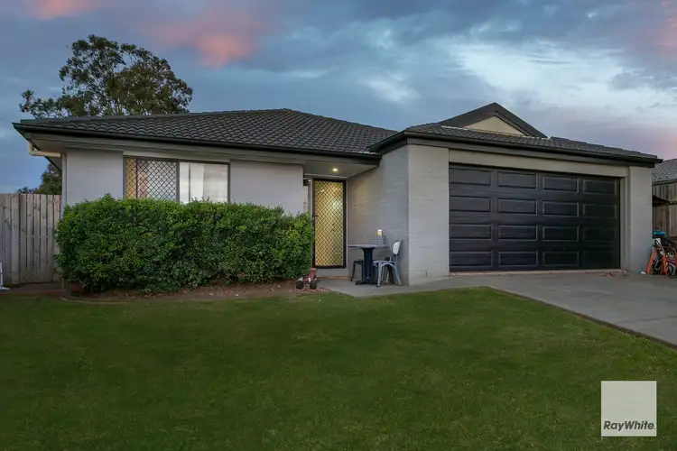 120 Bankswood Drive, Redland Bay QLD 4165