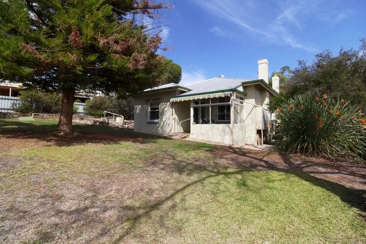37 Laffer Street, Barmera SA 5345