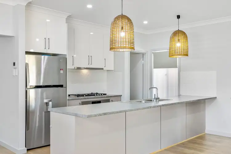 9A Lorraine Avenue, Para Vista SA 5093