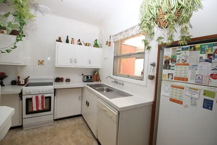 Fifth view of Homely house listing, 6 Dowling Street, Waikerie SA 5330