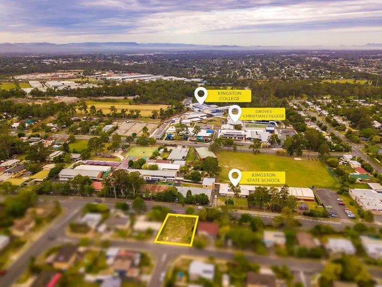 8 Karabil Street, Kingston QLD 4114