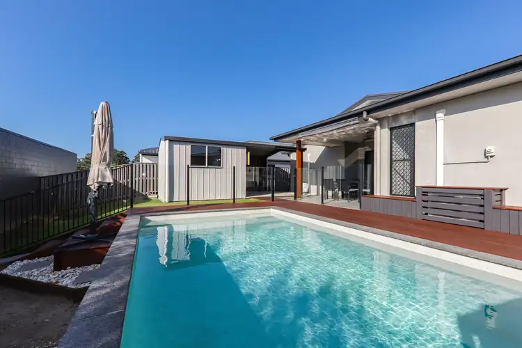 6 Corella Street