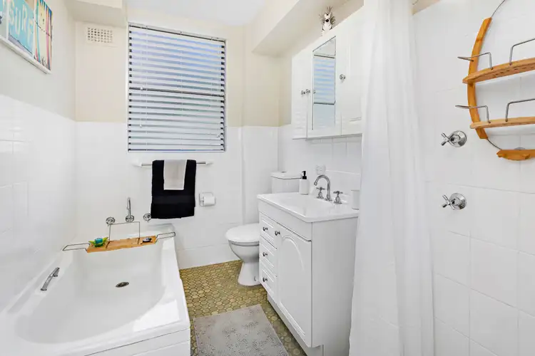 Fifth view of Homely unit listing, 2/118 Manning Street (Andrew Court), Kiama NSW 2533