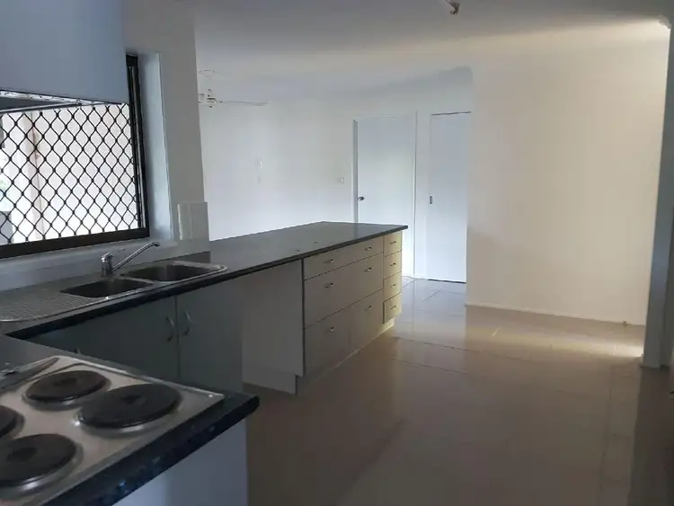 Fifth view of Homely house listing, 7 Waratah Crescent, Tannum Sands QLD 4680