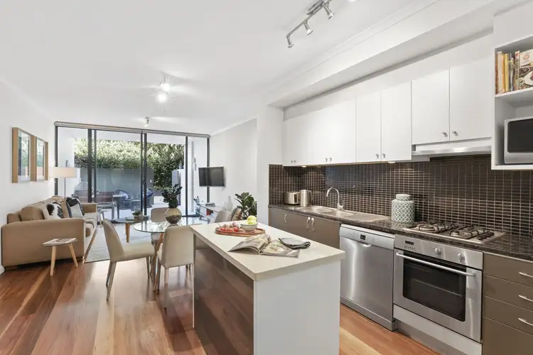 213/221 Sydney Park Road, Erskineville NSW 2043
