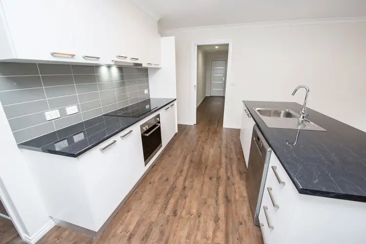 Fifth view of Homely house listing, 6 Fuchsia Drive, Swan Hill VIC 3585