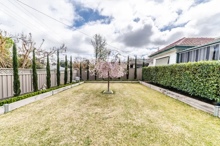 9 Longmore Street, Kangaroo Flat VIC 3555