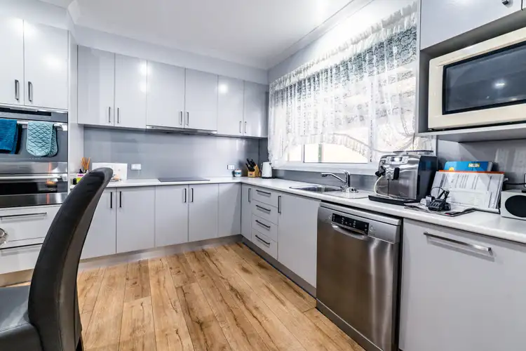 Fifth view of Homely house listing, 9 Longmore Street, Kangaroo Flat VIC 3555