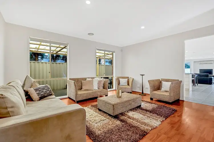 Seventh view of Homely house listing, 28 Crossdale Green, Craigieburn VIC 3064