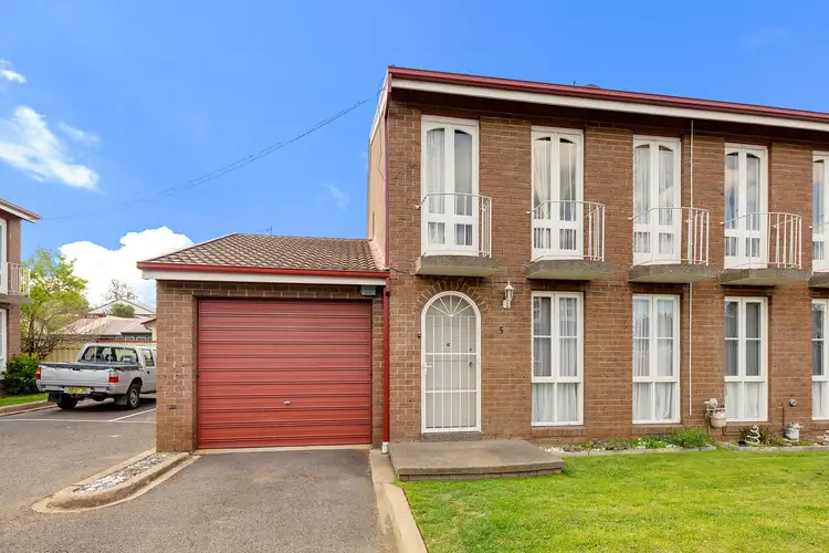 Main view of Homely house listing, 5/113 Stornaway Road, Queanbeyan NSW 2620