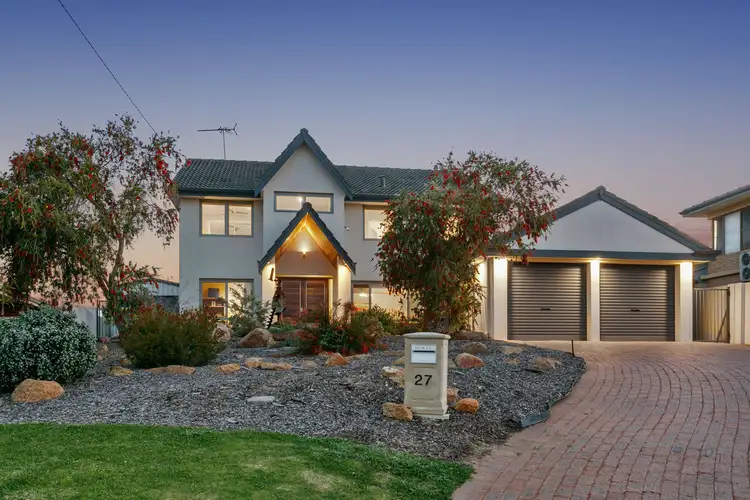 27 Kempenfeldt Avenue, Sorrento WA 6020