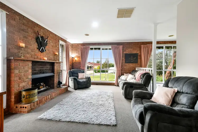 Fourth view of Homely house listing, 11 Eileen Court, Langwarrin VIC 3910